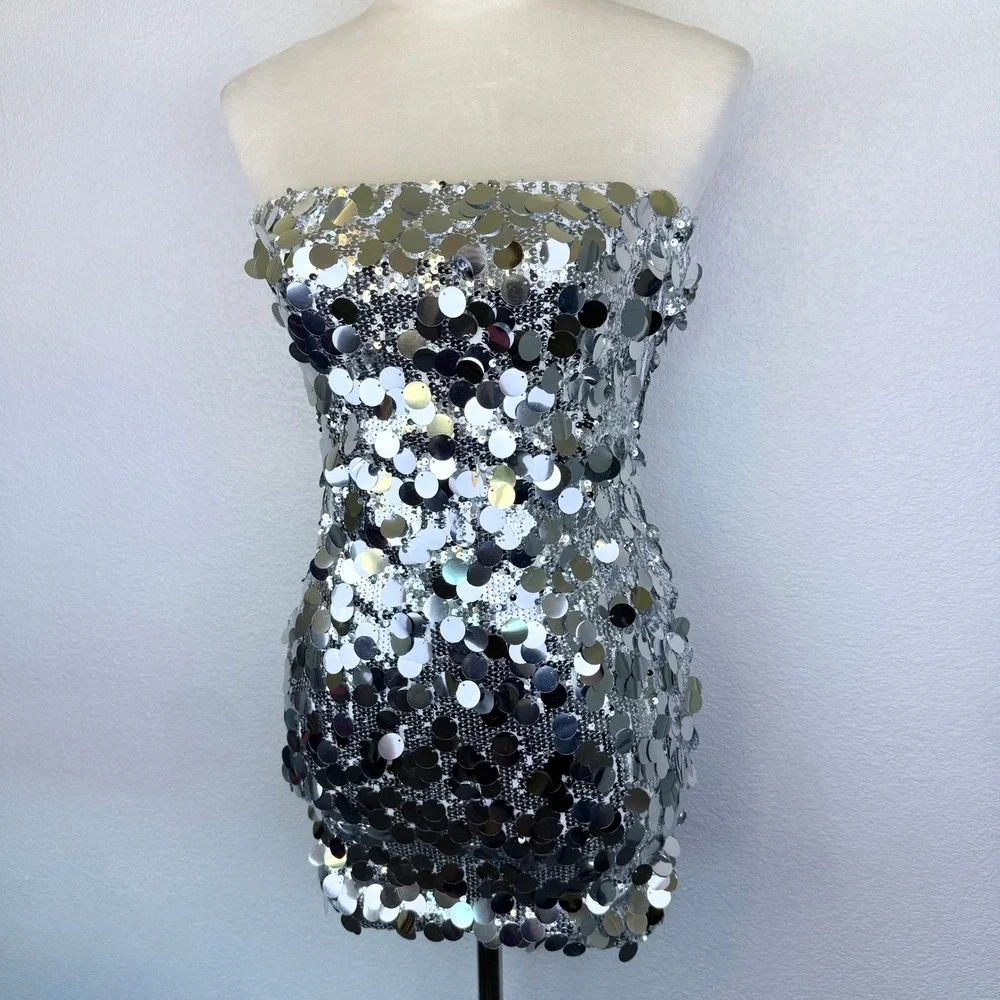 NWT White Fox Silver Sequin Paillette Strapless Glam Mini Dress Women's Size XS - Picture 2 of 8
